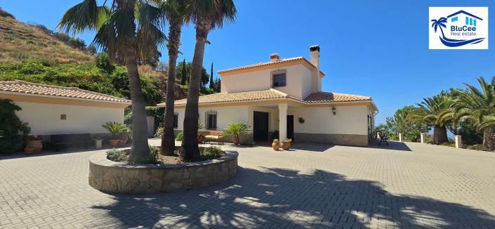 Image No.45-3 Bed Villa for sale