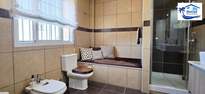 Image No.34-3 Bed Villa for sale