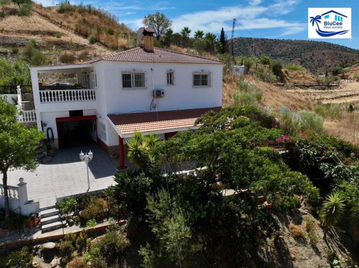 Image No.29-3 Bed Villa for sale