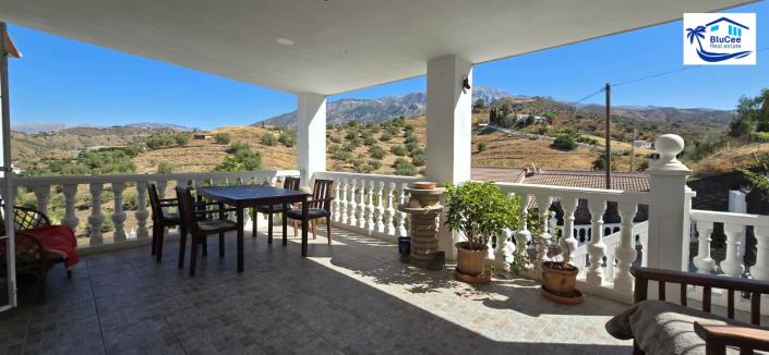 Image No.25-3 Bed Villa for sale