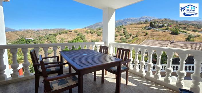 Image No.26-3 Bed Villa for sale