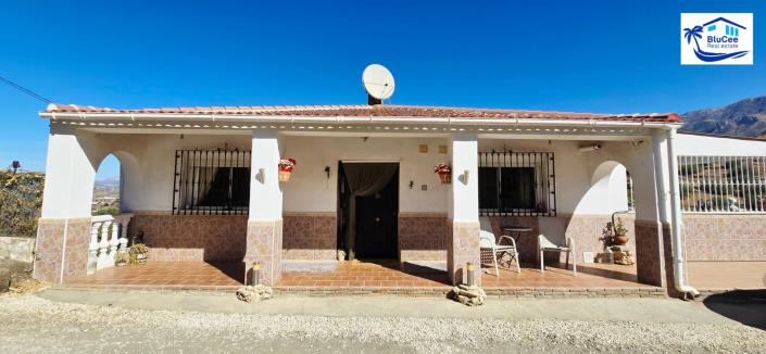 Image No.3-3 Bed Villa for sale
