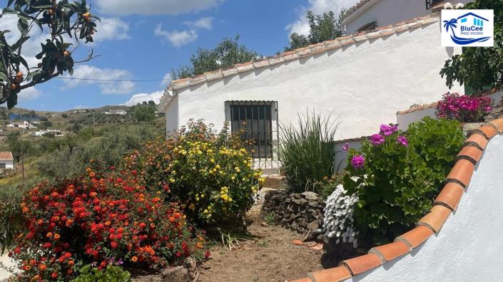 Image No.6-Maison de campagne de 3 chambres à vendre à Vélez-Málaga