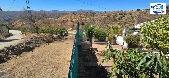 Image No.31-Maison de campagne de 3 chambres à vendre à Vélez-Málaga