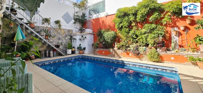 Image No.36-3 Bed Townhouse for sale