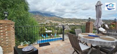 For-sale-house-with-stunning-views-of-La-Maroma--17-