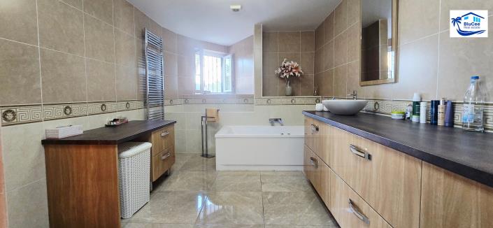 Image No.35-Chalet de 3 chambres à vendre à Los Romanes