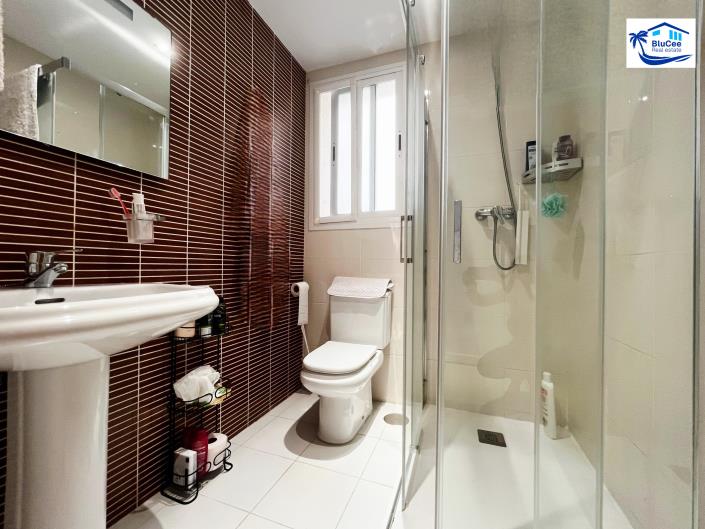 Image No.21-2 Bed Apartment for sale