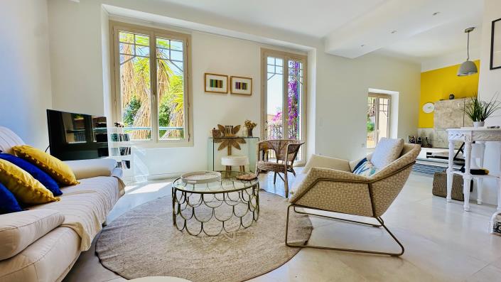 Image No.5-Maison de village de 3 chambres à vendre à Bormes-les-Mimosas