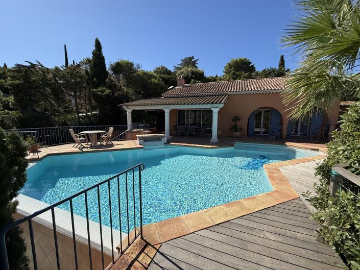 Image No.2-Villa de 5 chambres à vendre à Le Lavandou