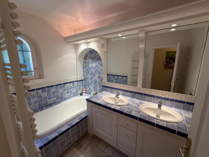 Image No.10-Villa de 5 chambres à vendre à Le Lavandou