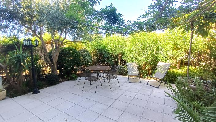 Image No.2-Appartement de 1 chambre à vendre à Bormes-les-Mimosas