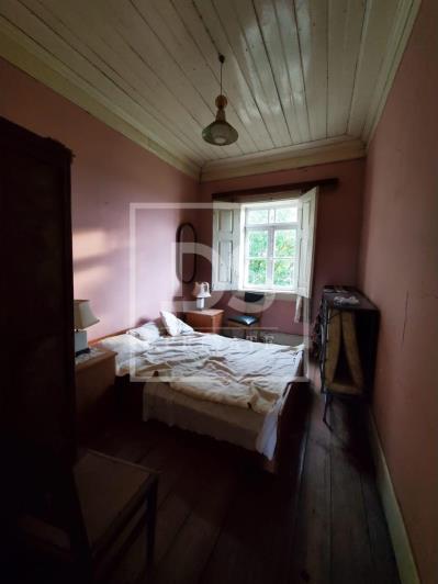 Image No.18-5 Bed Farmhouse for sale