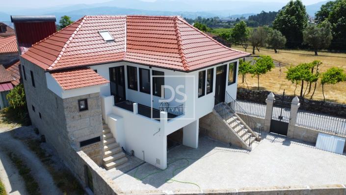 Image No.11-3 Bed Apartment for sale