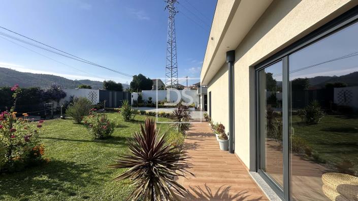 Image No.4-Maison de 4 chambres à vendre à Amarante