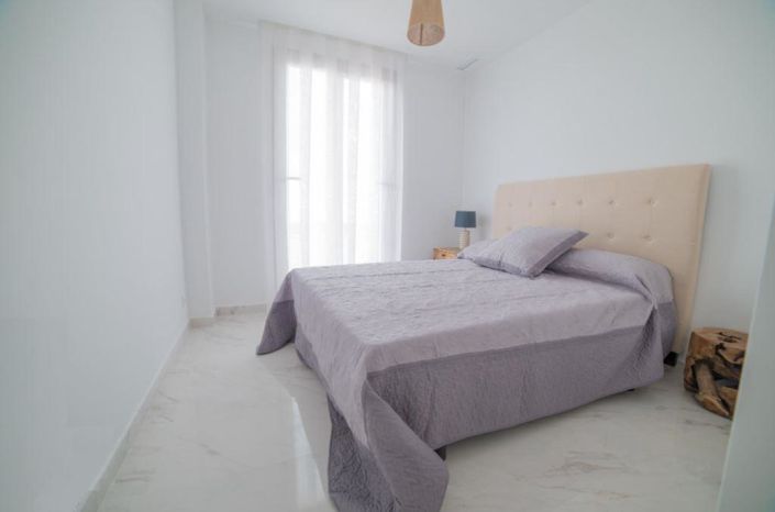 Image No.8-3 Bed Villa for sale