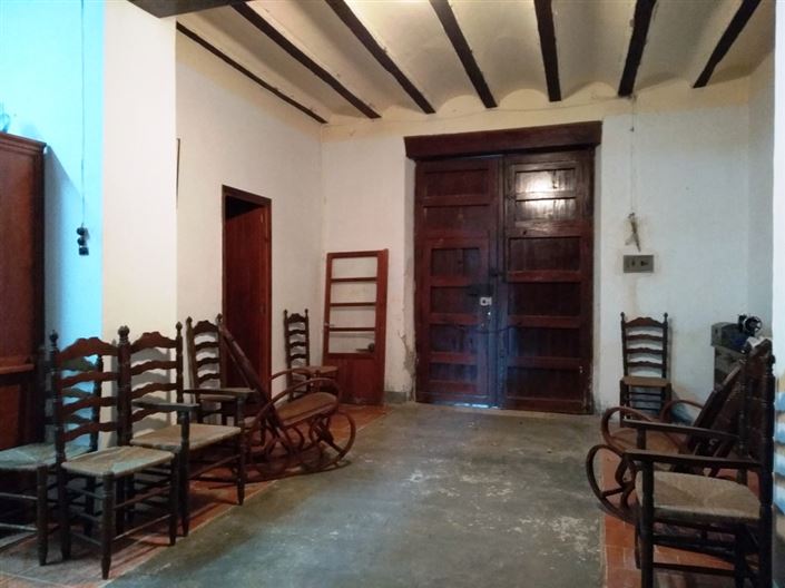 Image No.5-5 Bed Townhouse for sale