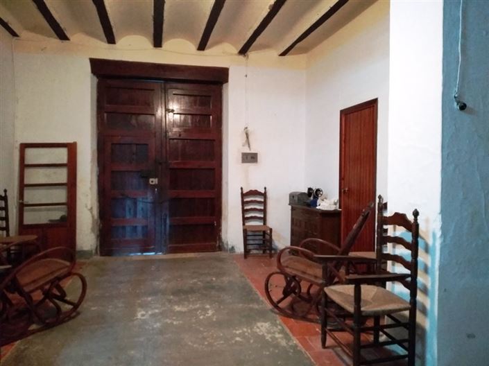 Image No.6-5 Bed Townhouse for sale