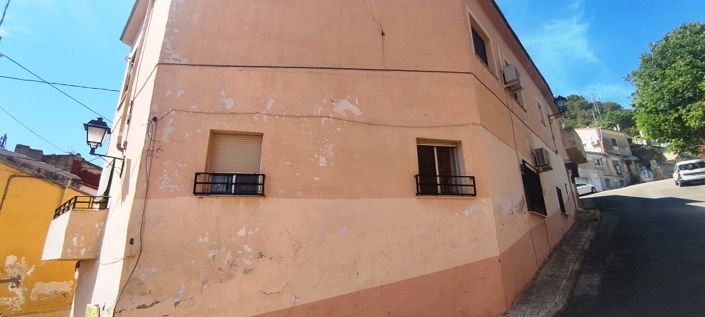 Image No.3-4 Bed Apartment for sale