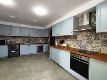 o1ios1tuqunna12cl168g1eu074j