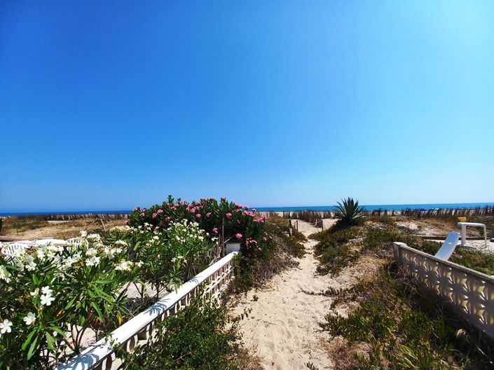 Image No.2-3 Bed Villa for sale