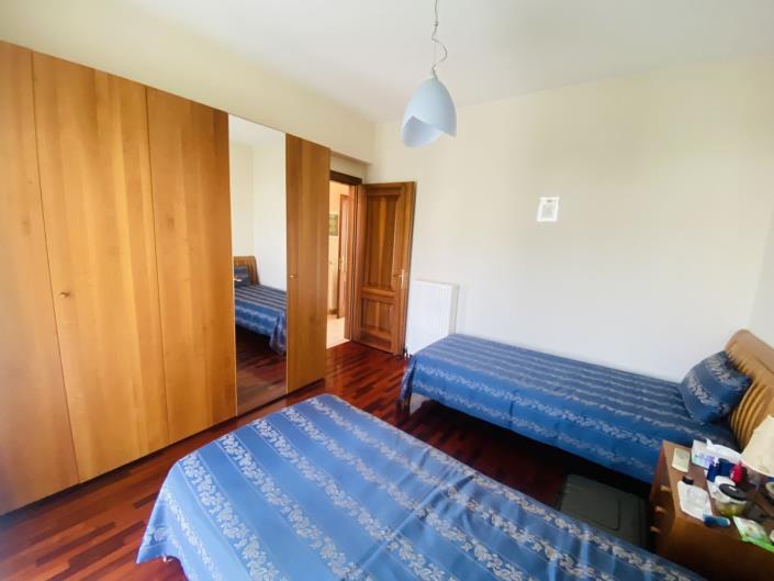 Image No.35-4 Bed House for sale