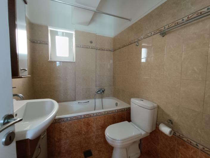 Image No.20-2 Bed Apartment for sale