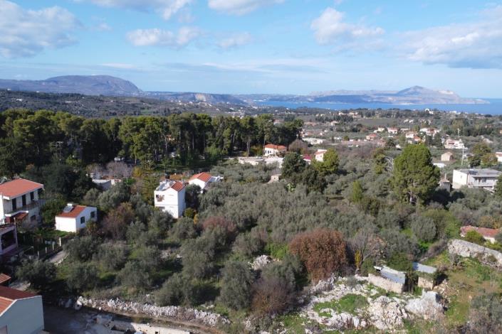 Image No.21-2 Bed Maisonette for sale