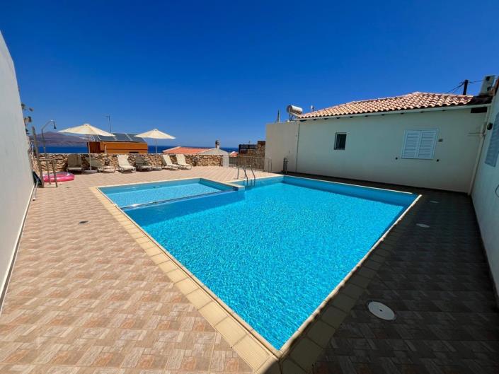 Image No.2-2 Bed Villa for sale