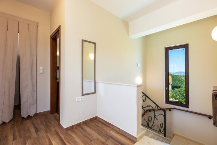 Image No.15-4 Bed Villa for sale