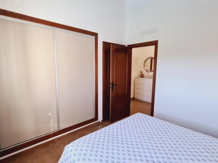 Image No.37-4 Bed Villa for sale