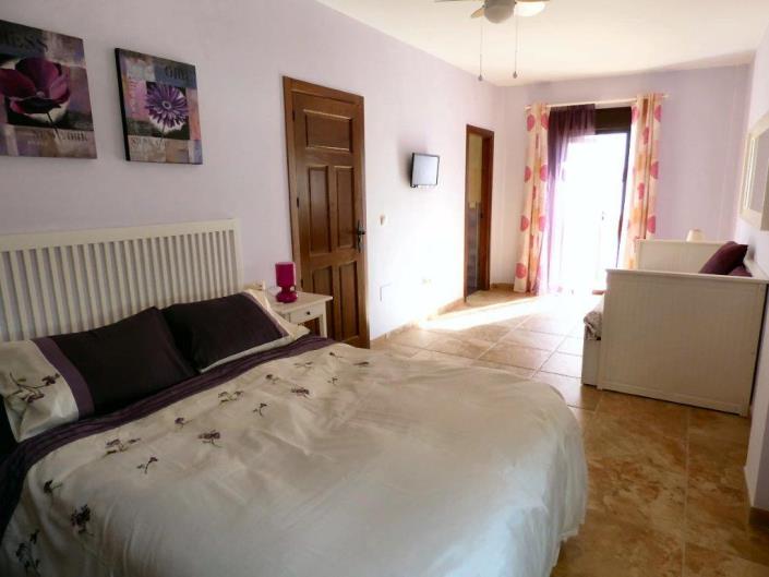 Image No.31-Maison de ville de 3 chambres à vendre à Salares