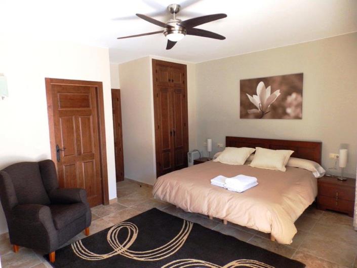 Image No.41-Maison de ville de 3 chambres à vendre à Salares