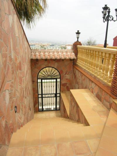 Image No.10-3 Bed Villa for sale