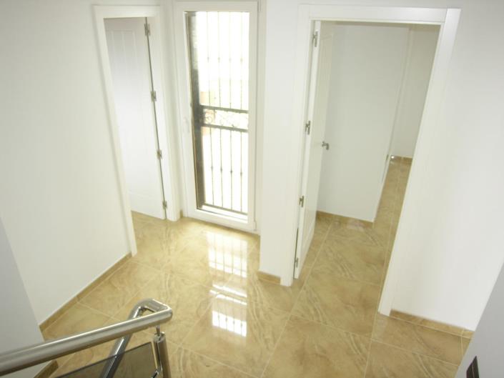 Image No.26-3 Bed Villa for sale