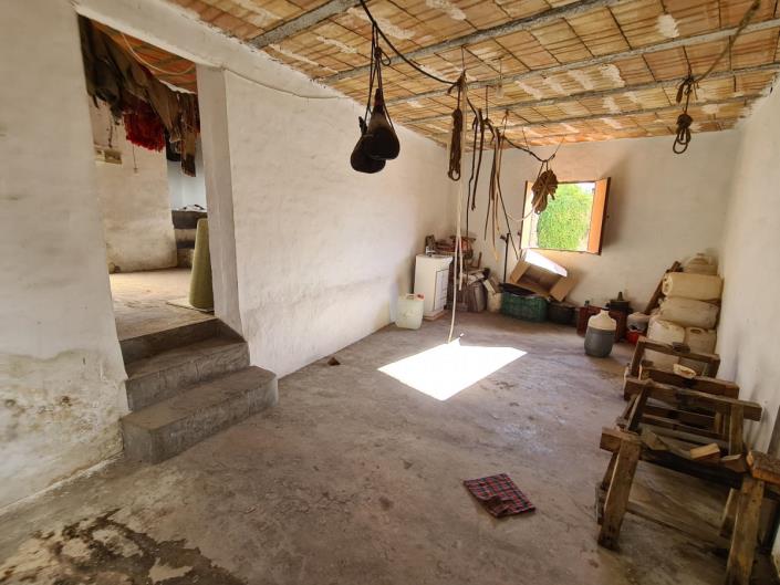 Image No.28-4 Bed Townhouse for sale