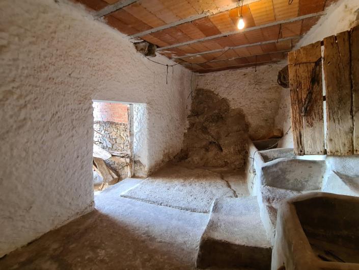 Image No.32-4 Bed Townhouse for sale