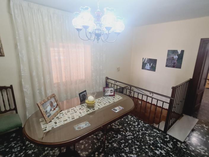 Image No.5-6 Bed Townhouse for sale