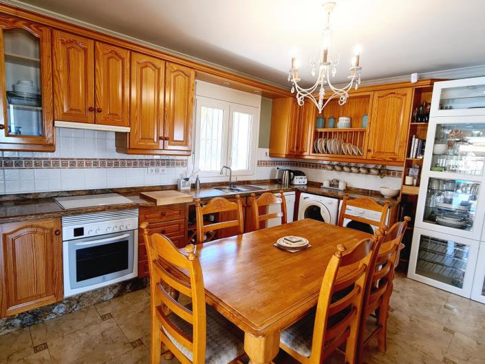 Image No.19-4 Bed Villa for sale