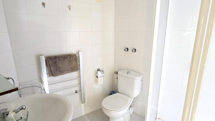 Image No.32-6 Bed Villa for sale