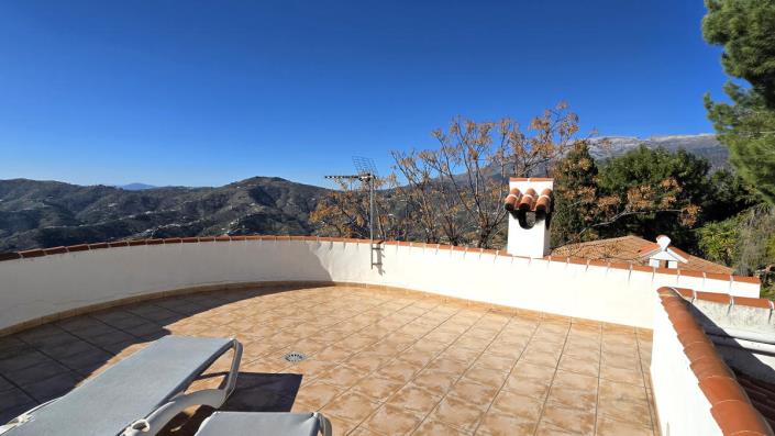 Image No.44-6 Bed Villa for sale