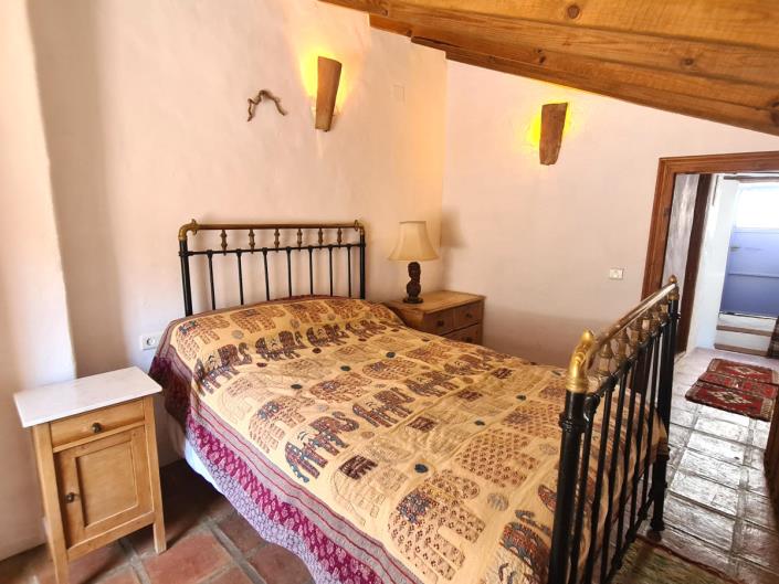 Image No.30-4 Bed Townhouse for sale