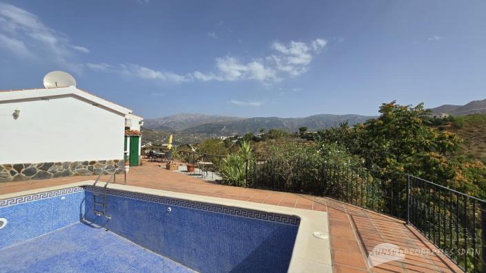 Image No.8-3 Bed Villa for sale