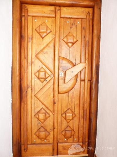 Image No.27-3 Bed Townhouse for sale