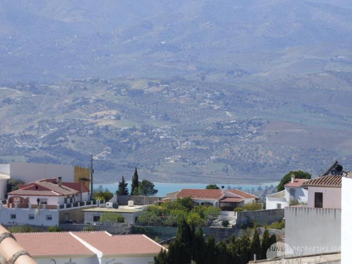 Image No.46-3 Bed Townhouse for sale