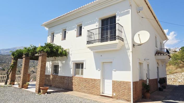 Image No.6-5 Bed Villa for sale