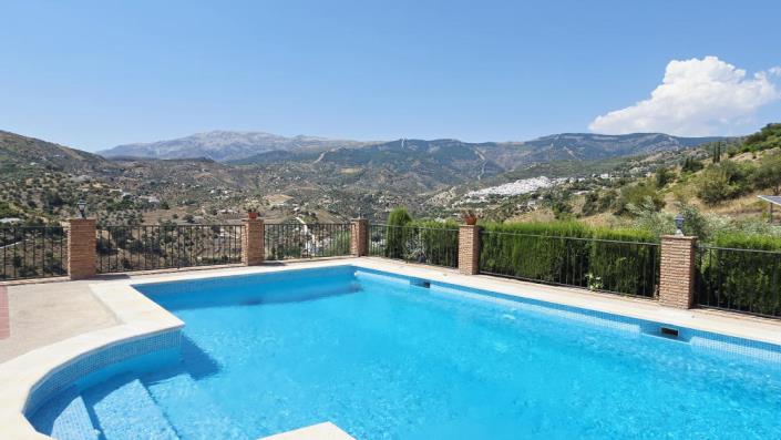 Image No.14-5 Bed Villa for sale