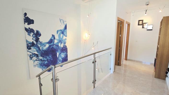 Image No.34-5 Bed Villa for sale