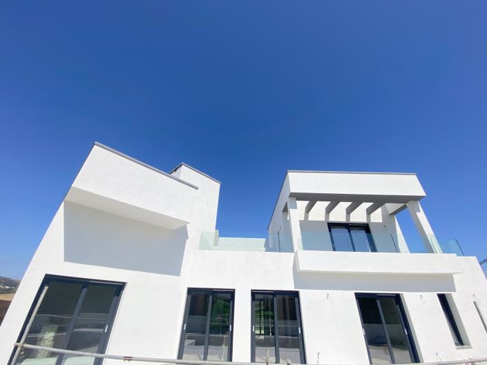 Image No.15-3 Bed Villa / Detached for sale