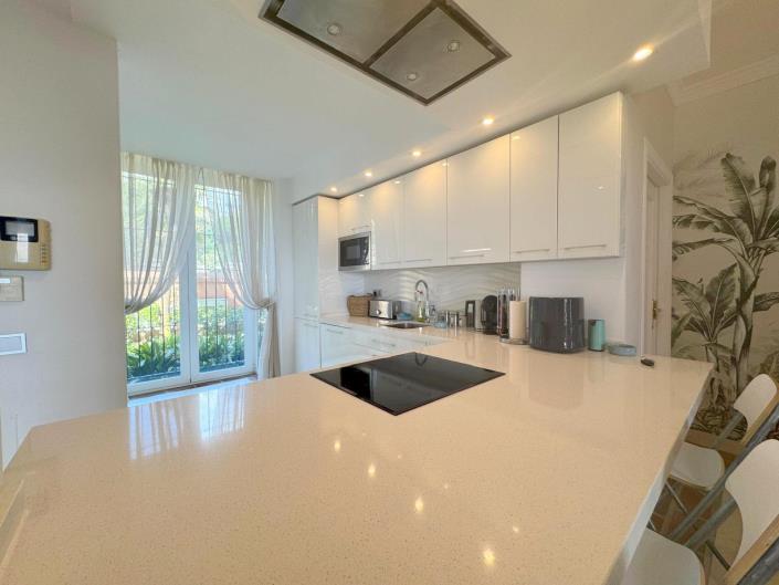 Image No.16-2 Bed Apartment for sale